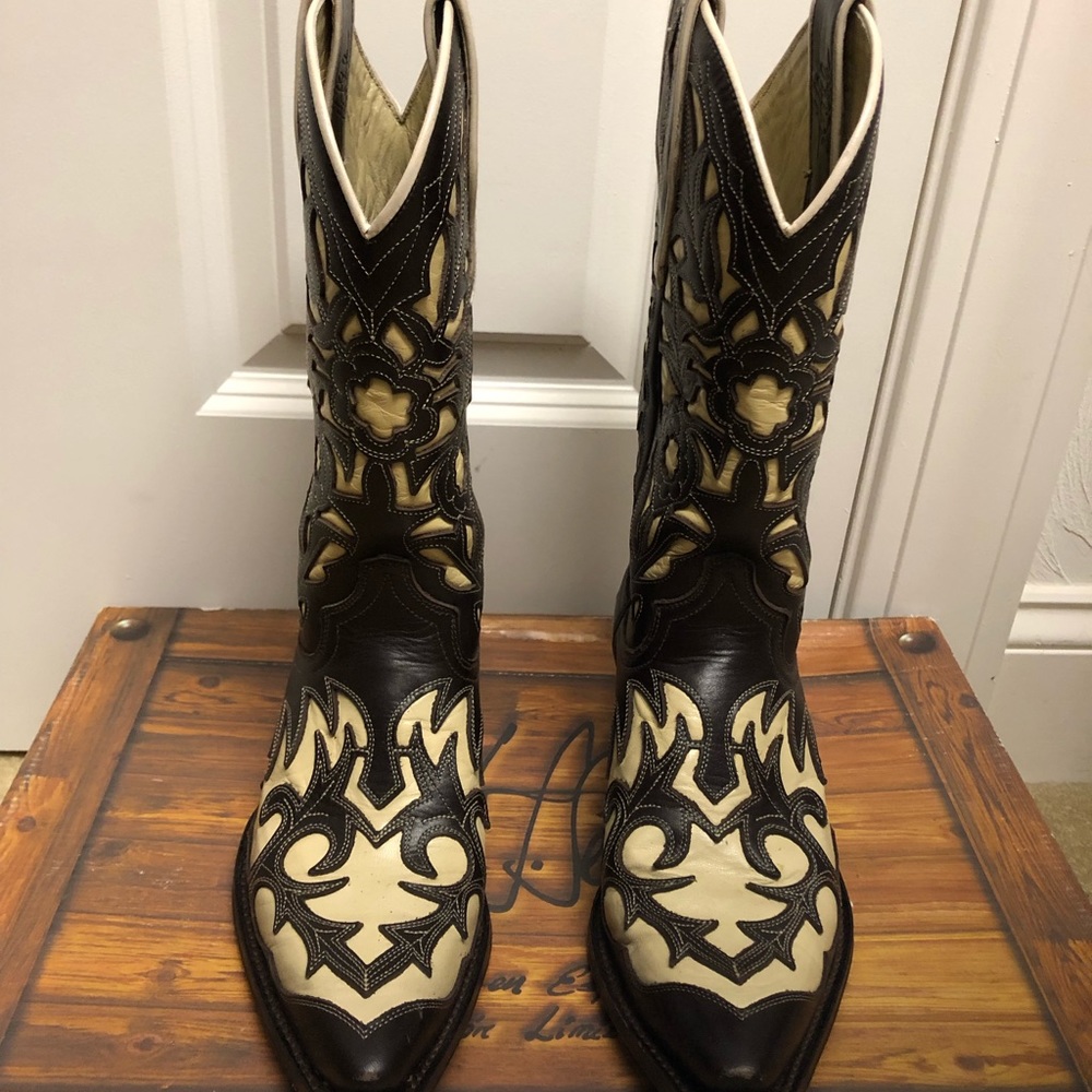 Hecho En Espana limited edition cowboy boots